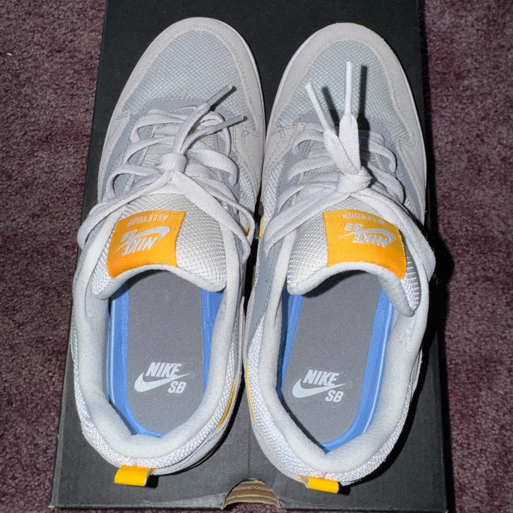 Nike SB Gray and Yellow Men's Sneakers